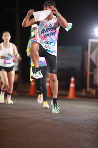 BIB: 41550
                            <button type="button" onclick="openModal(21564886)" class="btn btn-primary btn-sm float-right btn-popup" data-toggle="modal" data-target=".modal-high-quality">
                        <i class="fas fa-shopping-cart"></i> Add to Cart
                    </button>
                                            <button type="button" onclick="isThisMe(21564886, true)" class="btn btn-success btn-sm float-right btn-popup btn-isme hidden" data-toggle="tooltip" data-placement="bottom" title="นี่คือรูปของคุณใช่ไหม คลิกที่นี่เพื่อเอาเข้าอัลบั้ม">
                        <i class="fas fa-plus"></i> Add to album
                    </button>
                    <button type="button" onclick="isThisMe(21564886, false)" class="btn btn-warning btn-sm float-right btn-popup btn-isnotme hidden">
                        <i class="fas fa-ban"></i> Remove from album
                    </button>